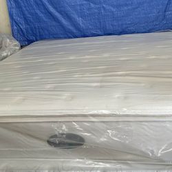 King Size Mattress (Colchón King Size)