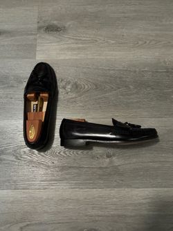 Kirkland Signature Men’s Black/Burgundy Leather Tassel Kiltie Loafers