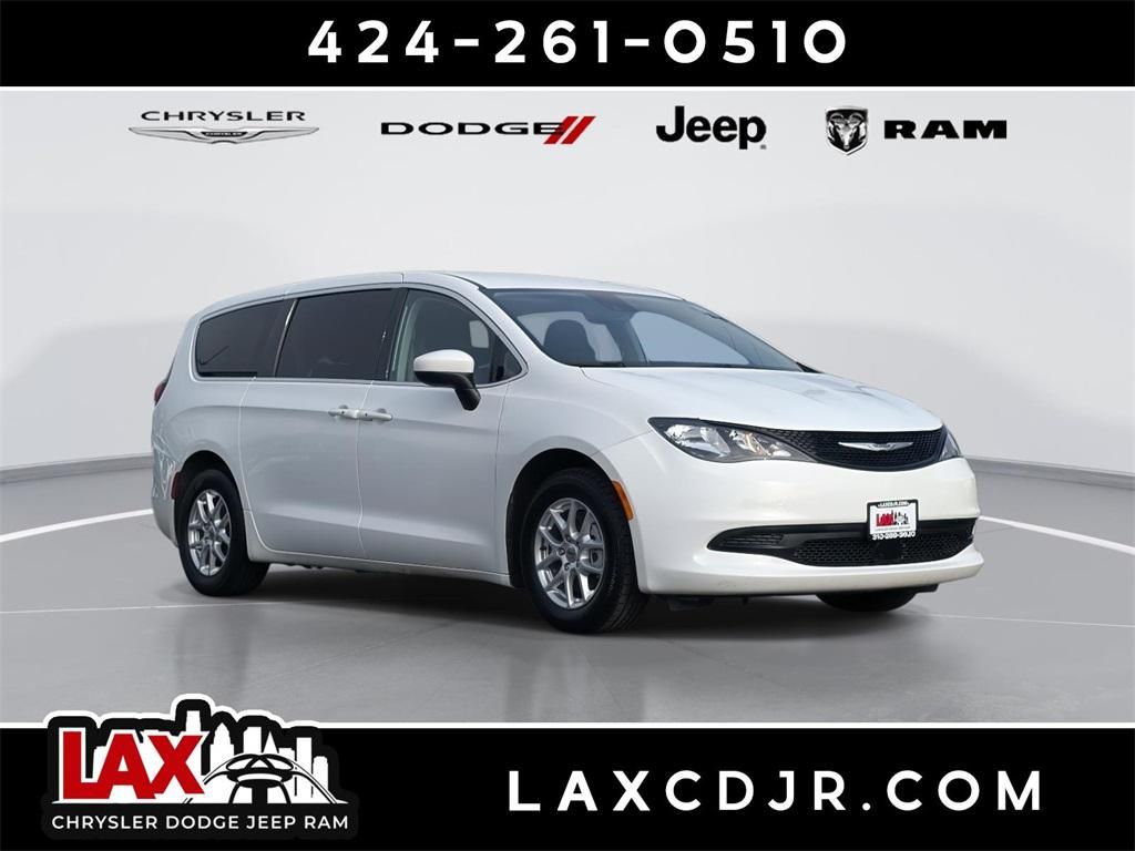2023 Chrysler Voyager