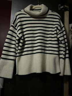 Sweaters And Jackets Women Size  M