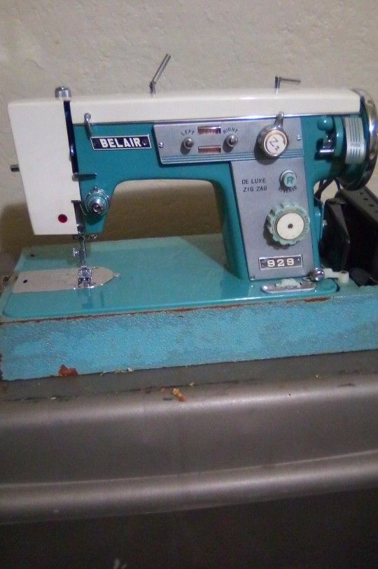 Belvedere Bel Air 929 Sewing Machine