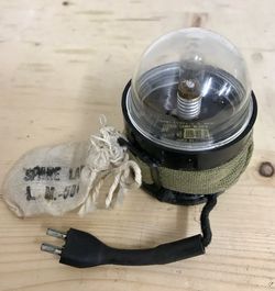 WWII VINTAGE USA ARMY SIGNAL LAMP M-308-B