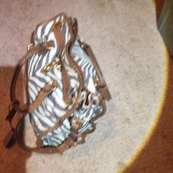 60 Dollars    Michael  Kors  Purse