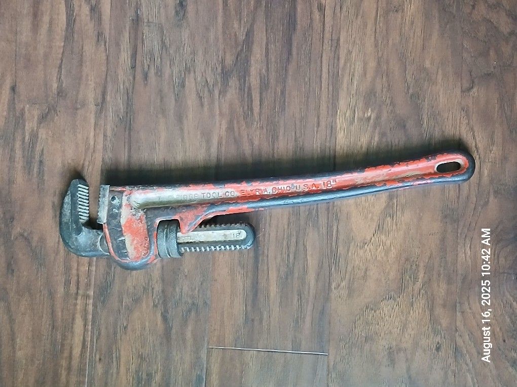 RIDGID 18 I Straight Pipe Wrench for Heavy-Duty