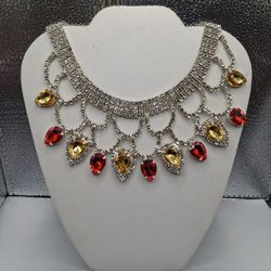 Rhinestone Bib Necklace 