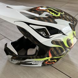 FOX V3 RS FAHREN HELMET 