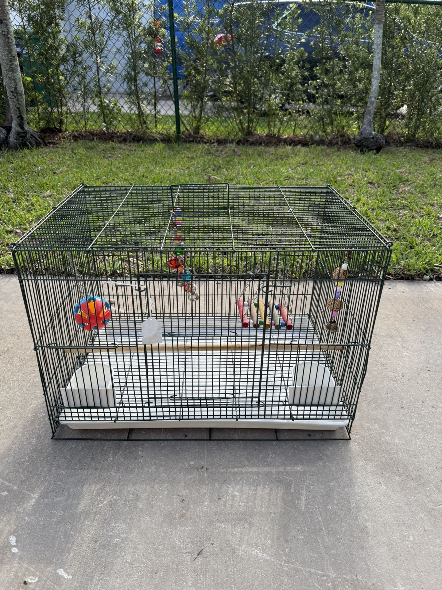 🐦 Bird cage