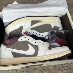Travis Scott Jordan 1 Retro Low Reverse Mocha