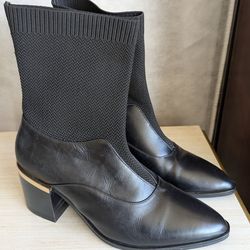 New Universal Standard Leather Porto Ankle Sock Boots Women's Made in Portugal Size 11