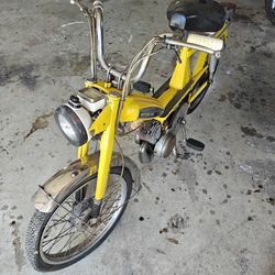 Motobecane Vintage Moped