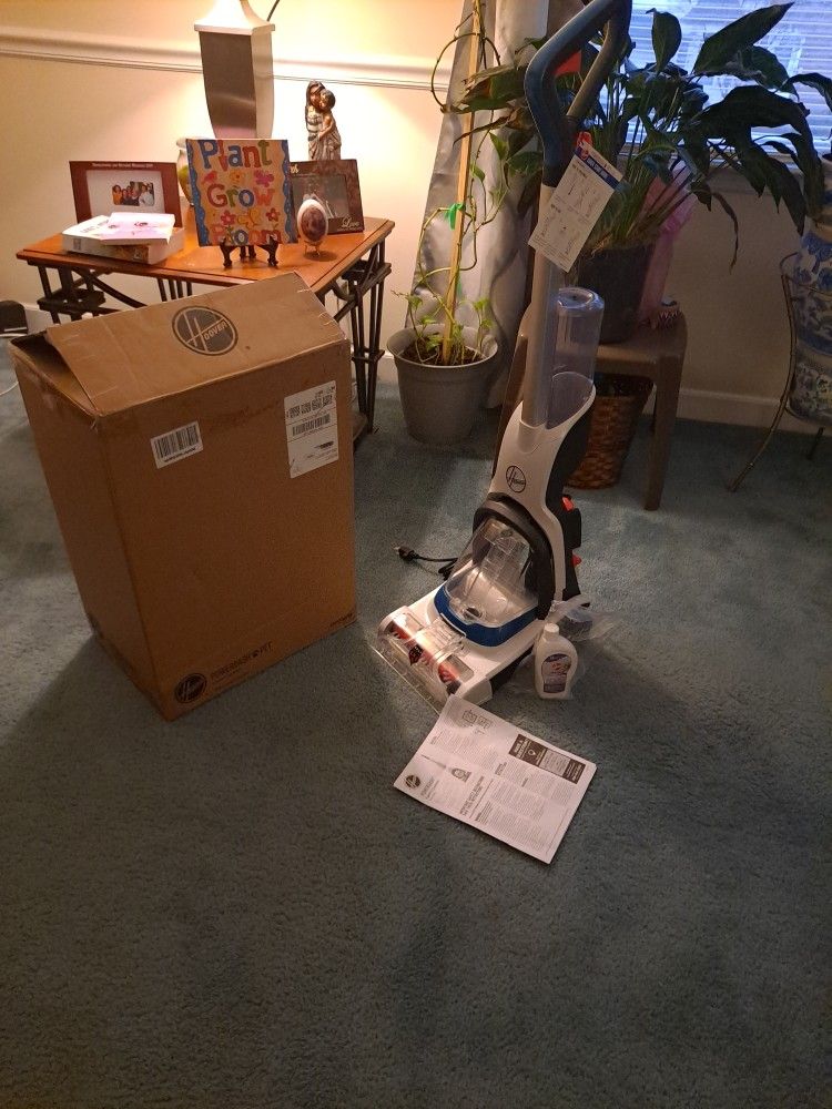 Hoover PowerDash Carpet Cleaner