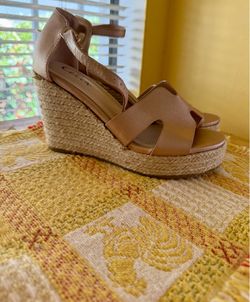 Celia Pink Gold Wedges