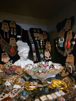 Vintage jewelry and sterling silver jewelry