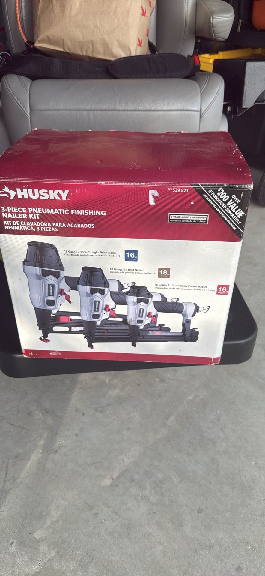 Husky 3-Piece Pneumatic Nailer kit