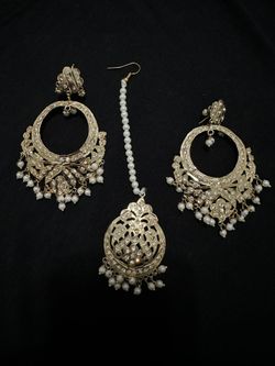 Indian Tikka and Earrings 