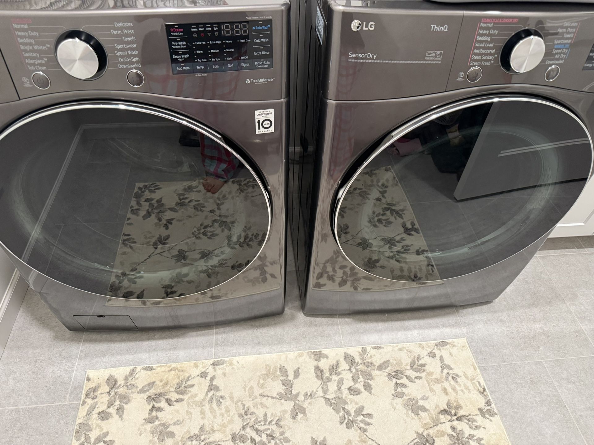 Lg Extra Large Drum Washer And Dryer