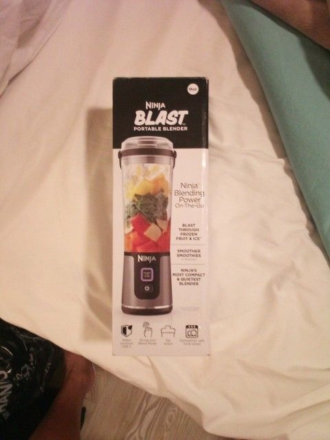 Ninja Blast Portable Blender  18oz 