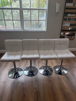 Set of 4 White Tufted Adjustable Bar Stools