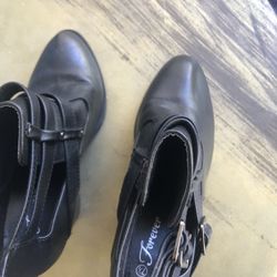 Boots/heels