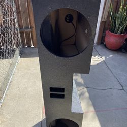 Dual 12inch Subwoofer ported Box For 99-06 Silverado Extended Cab 