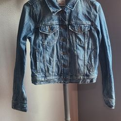 Levi Jean Denim Jacket Size Small Crop