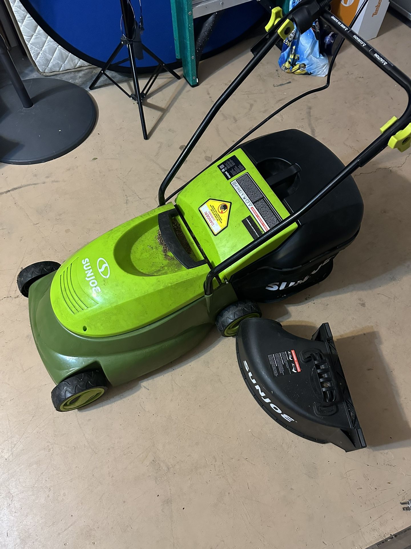Electric lawn mower For Sale