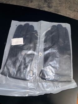 Size XL Black Gloves