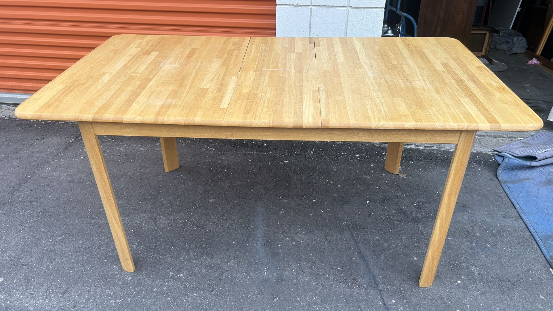 Solid maple wood dining table with built in leaf kitchen table natural color L54”*XL66”W36”*H30”(address In Description)