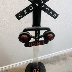 Lionel Train Crossing Bank Vintage 