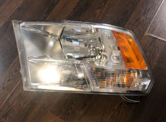 USED REF#1538 || 2012-2019 DODGE RAM 1500 || LEFT HAND/DRIVER SIDE HEADLIGHT