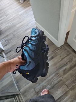 Nike Air VaporMax Plus Sneakers