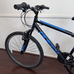 Great Condition! Huffy Stone Mountain Bike – Matte Black, 21-Speed
