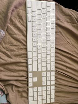 Apple Magic Keyboard