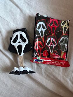 Ghost Face Mystery Vinyl Ice Cream Bar Figure