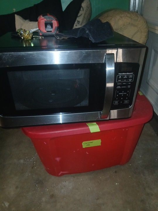 Microwave