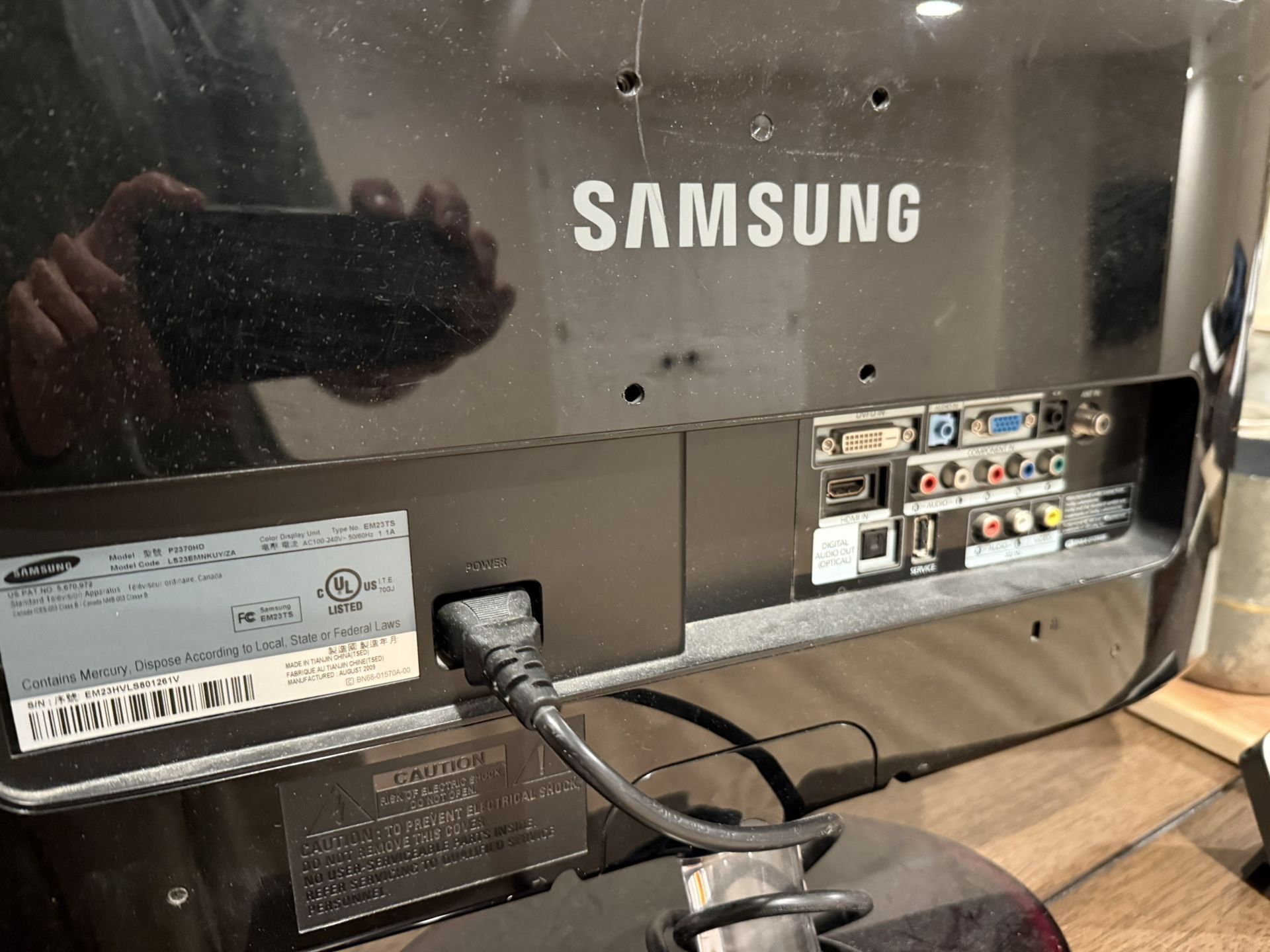 Samsung 23” Tv