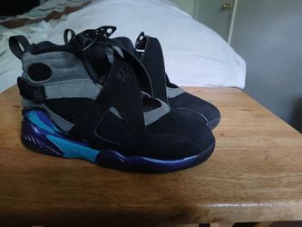 Jordan 8 Aqua Retro