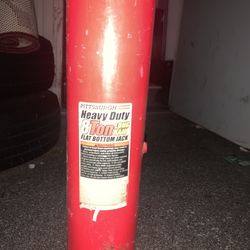 Pittsburgh 8 Ton Bottle Jack