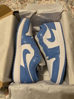 Air Jordans 1 Low SE “White Legend Blue” Men’s 9.5 New In box