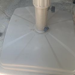Shademobile Rolling Umbrella Base Sand Color