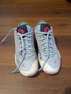 Nike Jordan Luka 77's