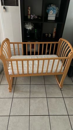 Rocker crib