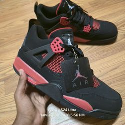 Nike Air Jordan 4 Retro "Red Thunder" sneakers