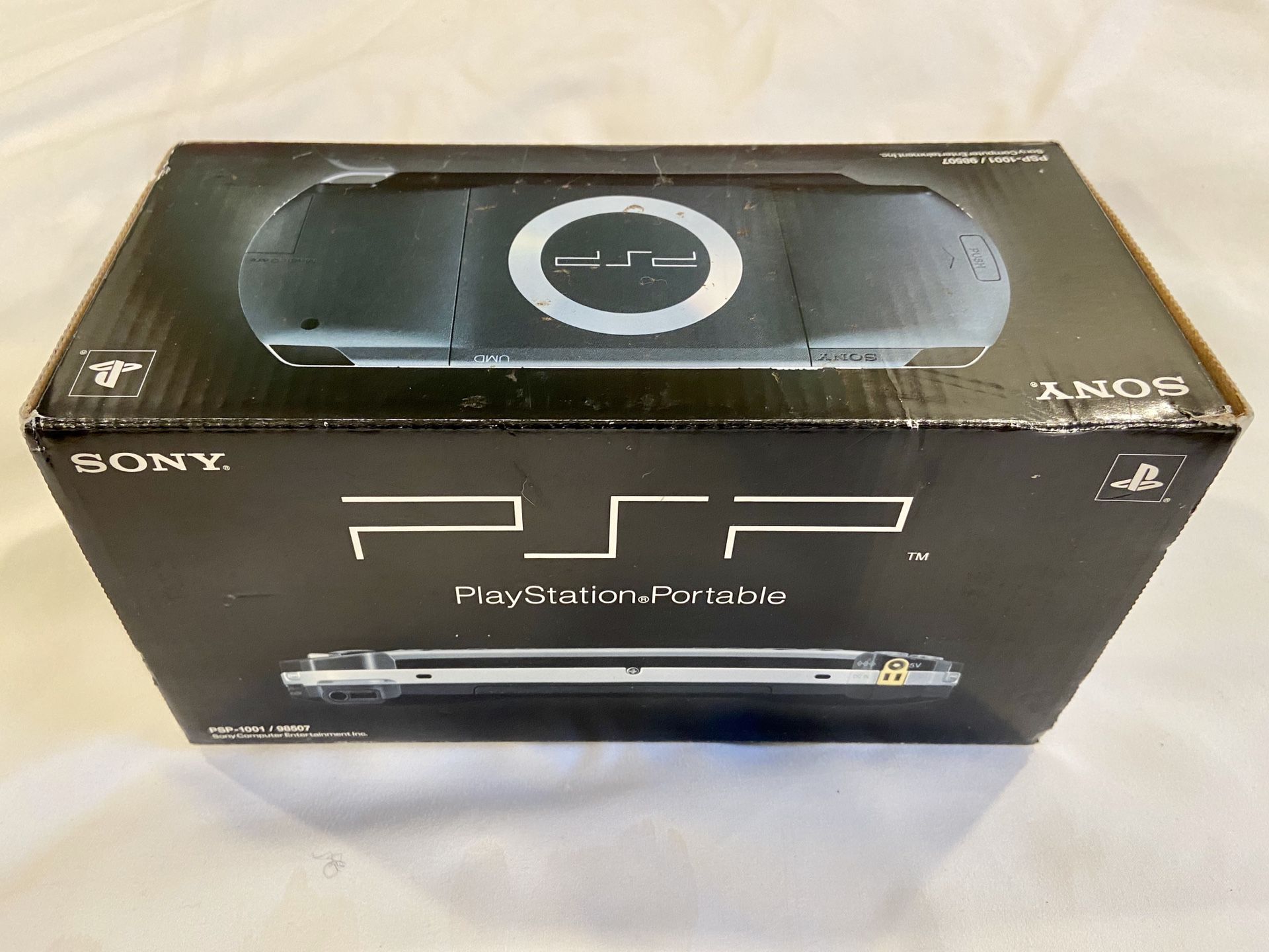 Unopened Brand New Sony PlayStation Portable Core PSP 1000 Black Handheld PSP-1001