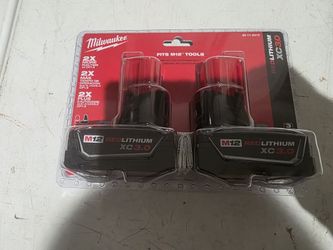 New Milwaukee M12 3.0 Batteries 2 Pack