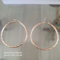 14k Gold NEW EARRINGS 