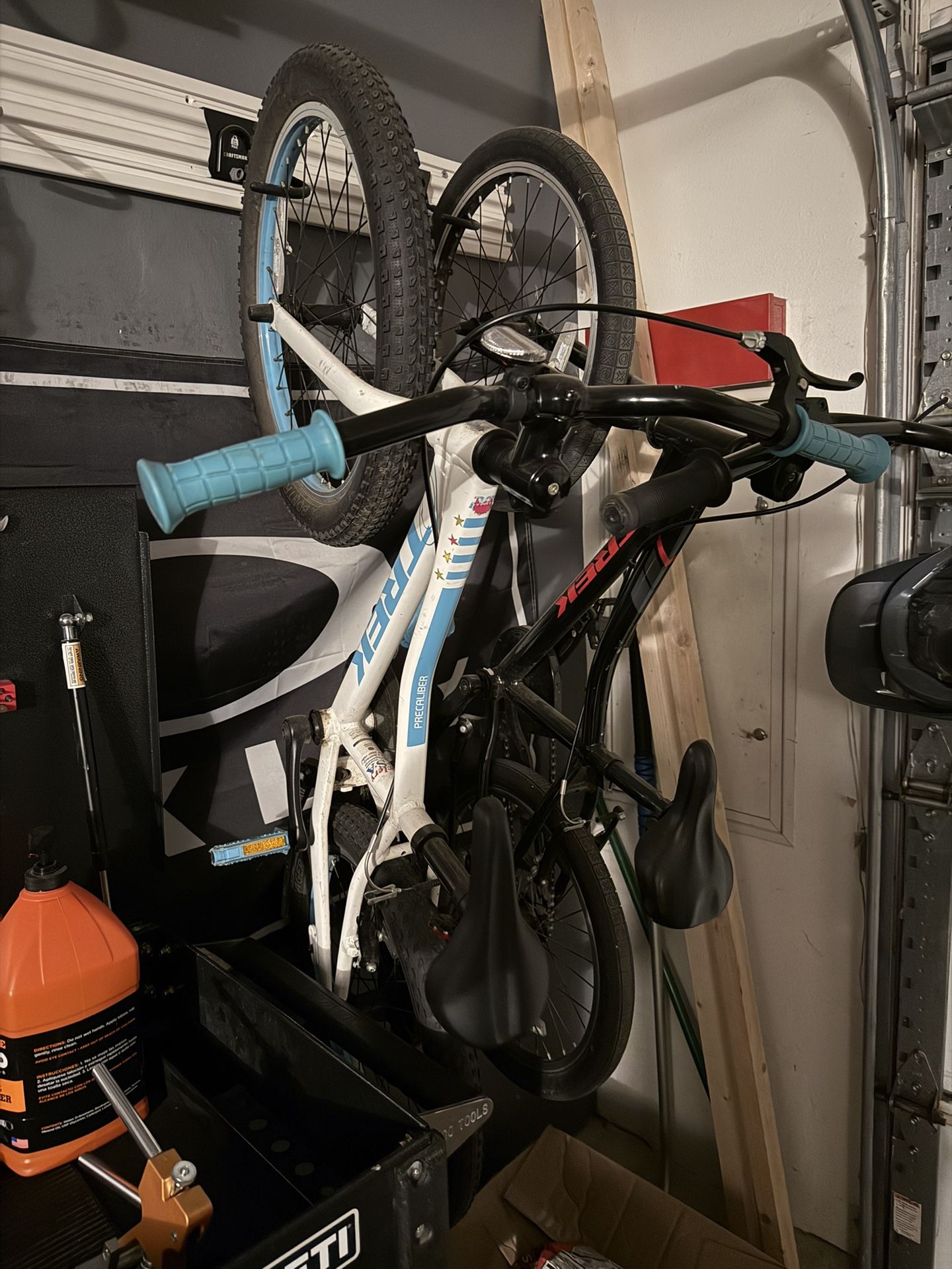Trek 20” Bikes For Kids. Ideal For 6-8 Year Olds
