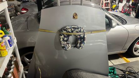 Porsche 986 or 996 hood arctic silver