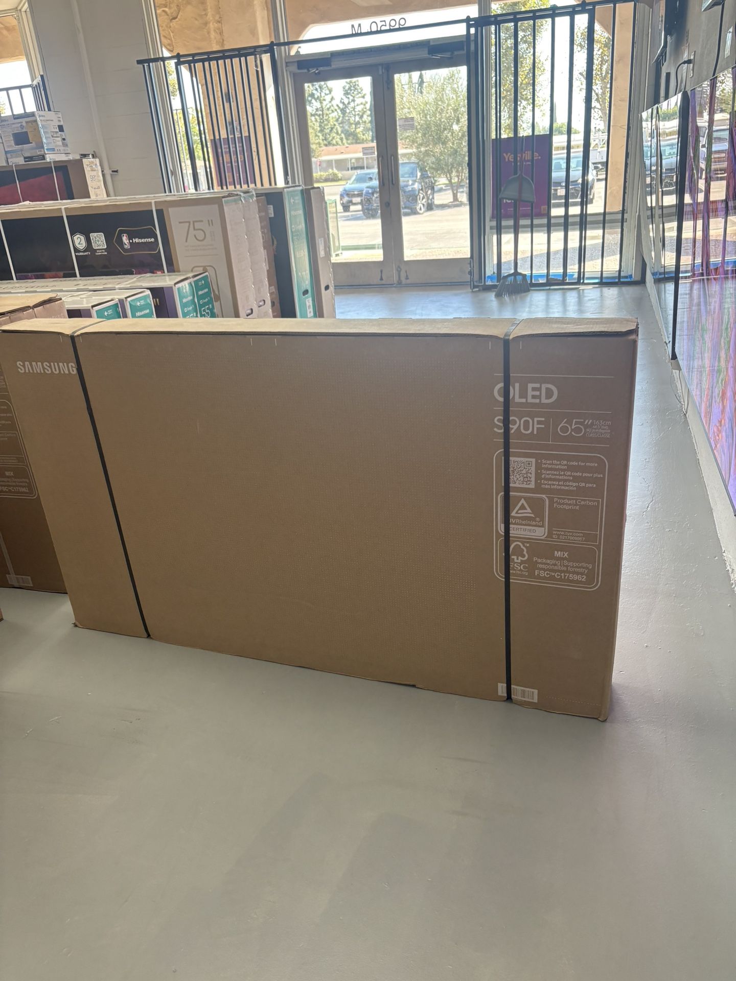 65 Samsung OLED S90F 4K HDR Smart TV