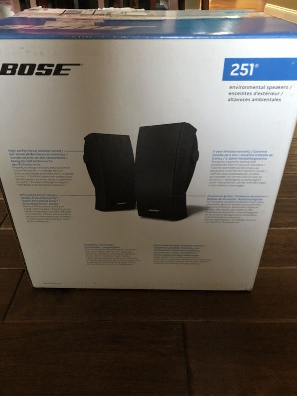 Bose 251 Speakers